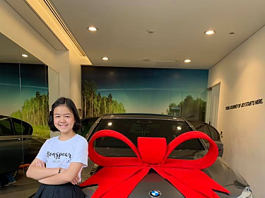 Cô bé 12 tuổi tự kiếm tiền mua BMW