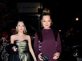 Con gái 16 tuổi của Kate Moss xinh đẹp lấn át mẹ