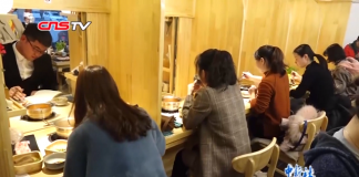 Lẩu ‘xóa ế’ dành cho người cô đơn ở Trung Quốc