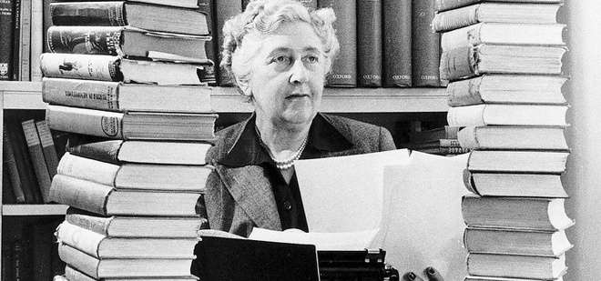 “Nữ hoàng truyện trinh thám” Agatha Christie. 