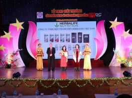 Herbalife Việt Nam tiếp tục nhận giải thưởng “Sản phẩm vàng vì sức khỏe cộng đồng 2021”