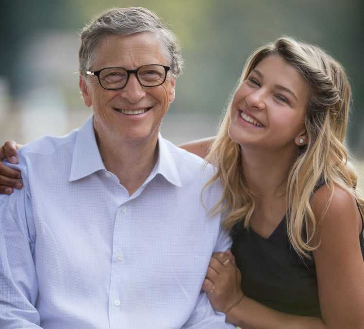 Tỷ phú Bill Gates và con gái.