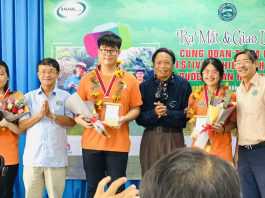 Ra mắt và giao lưu với đoàn tham dự Festival Nhiếp ảnh Quốc tế lần thứ 6 dành cho học sinh trung học