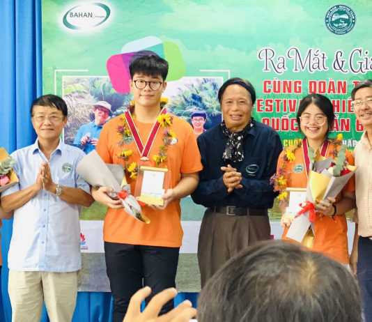 Ra mắt và giao lưu với đoàn tham dự Festival Nhiếp ảnh Quốc tế lần thứ 6 dành cho học sinh trung học