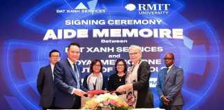 RMIT và Đất Xanh Services ký Biên bản ghi nhớ tóm tắt nhằm tăng cường hoạt động nghiên cứu và hợp tác chiến lược trong các lĩnh vực công nghệ trí tuệ nhân tạo AI