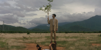 Khám phá đồng cỏ đẹp như thảo nguyên trong MV “Trốn tìm” của Đen Vâu