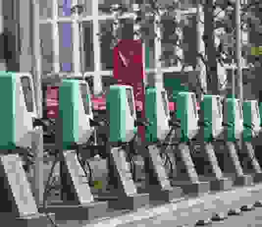 “VinFast gánh mọi rủi ro về pin để ô tô điện tiếp cận được số đông người dùng”