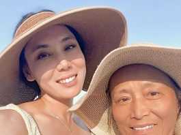 Bác sĩ da liễu ngỡ ngàng trước cách dưỡng da của mẹ đẻ 73 tuổi