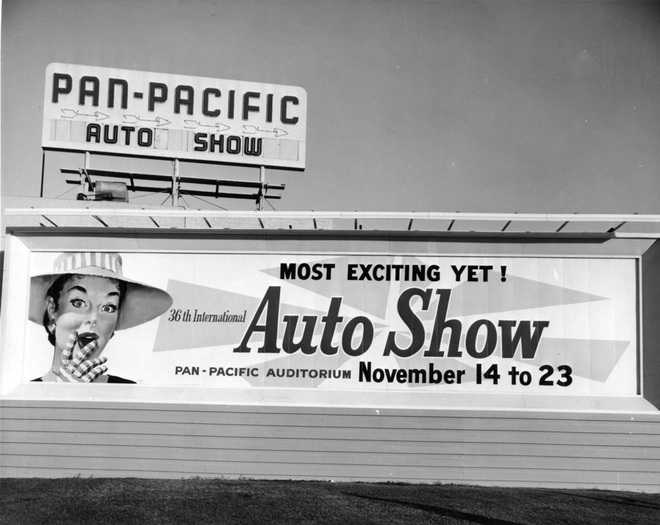 Những dấu mốc đáng nhớ trong lịch sử 114 năm của Los Angeles Auto Show - 3