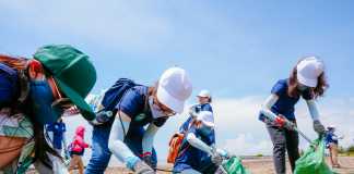 Gần 200 nhân viên Nestlé Việt Nam tham gia hoạt động “Dọn rác bãi biển – Trải nghiệm thiên nhiên”