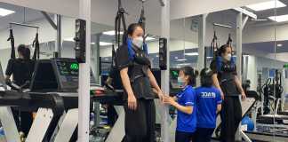 VĐV Nguyễn Thị Cẩm Nhi, HCV Pencak Silat Châu Á lần VI 2022, nhận học bổng từ phòng khám ACC