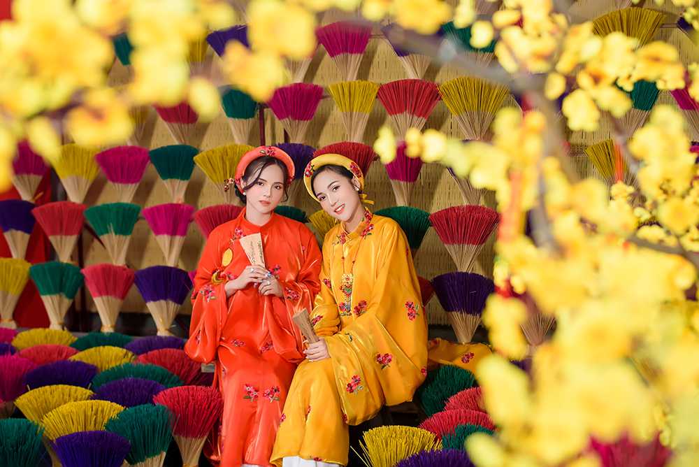 Phim trường Alibaba gây sốt khi mang nét đẹp làng Hương và nón bài thơ xứ Huế vào phương Nam – Phụ nữ hiện đại