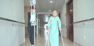 Vimec thực hiện ca thay khớp tăng trưởng đầu tiên tại VN cho bệnh nhi ung thư xương