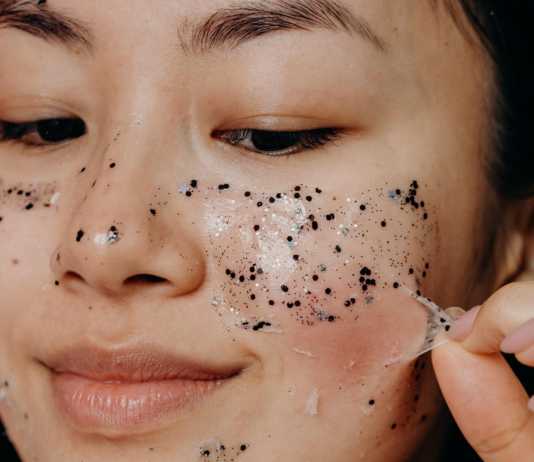 05 lời khuyên chăm sóc da mùa mưa