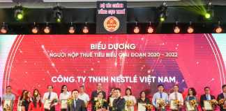 Nestlé Việt Nam tiếp tục được nhận bằng khen từ Bộ Tài Chính