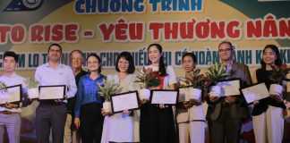 Nu Skin Việt Nam trao tặng các sản phẩm chăm sóc sức khỏe cho phụ nữ và trẻ em có hoàn cảnh khó khăn dịp 20/10