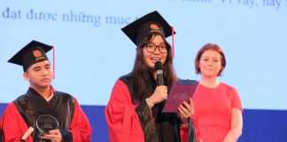 CAIE trao cúp “Điểm cao nhất Việt Nam” trong kì thi Cambridge 2023 cho 4 học sinh trường Quốc tế Việt Úc