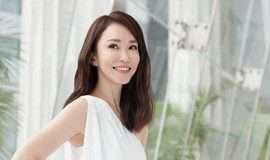 Nhan sắc trẻ trung đáng kinh ngạc của ‘Tiểu Long nữ’ Phạm Văn Phương ở tuổi 50