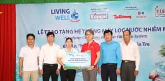 Nhân Ngày Nước thế giới Báo Tiền Phong và Keppel trao tặng hệ thống máy lọc nước sạch đến người dân tỉnh Bến Tre và Trà Vinh
