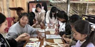 Lớp học iClass “chia sẻ yêu thương” ở Đăng Srỗn