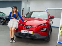 Khách gia đình chốt đơn VF 6 ngay khi trải nghiệm vì quá nhiều công nghệ, tiện nghi