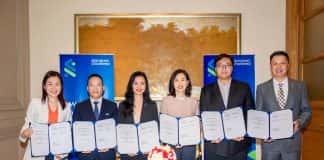 Standard Chartered và khách hàng ký kết Biên bản ghi nhớ nhằm phát triển kinh doanh giữa Việt Nam – Hong Kong