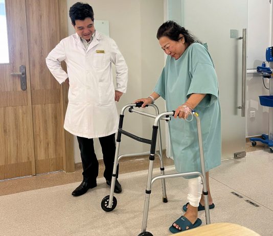 Công nghệ thay khớp 3D trả lại bước đi tự nhiên cho bệnh nhân