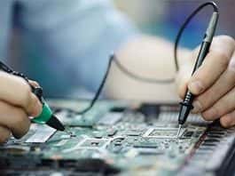 Việt – Mỹ hợp tác phát triển nhân lực lắp ráp vi mạch