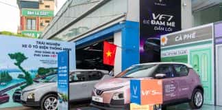 Lái thử VinFast VF 5 Plus để chọn mua ô tô đầu đời, khách hàng chia sẻ: “Rộng rãi, an toàn và tiết kiệm”