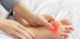 Tê tay chân là dấu hiệu nguy hiểm, làm sao để giữ ấm khi trời lạnh?