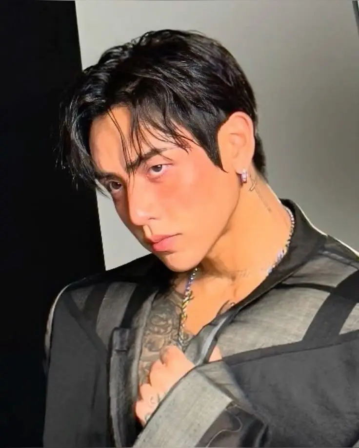 DPR IAN “nghẹt thở” trong vòng vây của người hâm mộ Việt Nam 13 Phu nu hien dai 8wonder DPR IAN 06