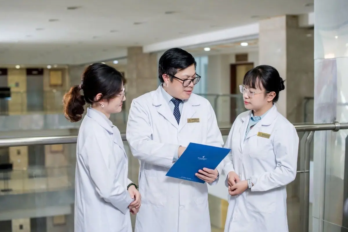 Phu nu hien dai VINMEC Vingroup 01