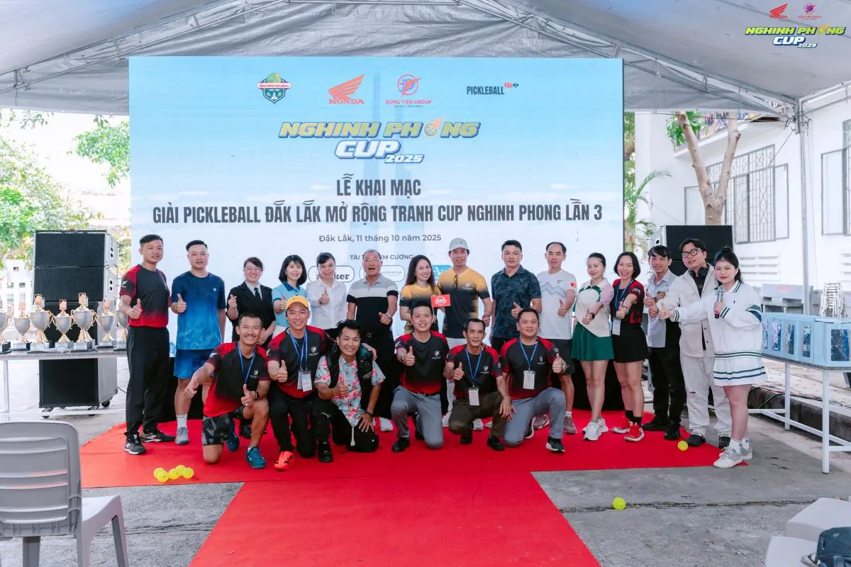 Phu nu hien dai ASTA HEALTHCARE USA pickleball 1 01