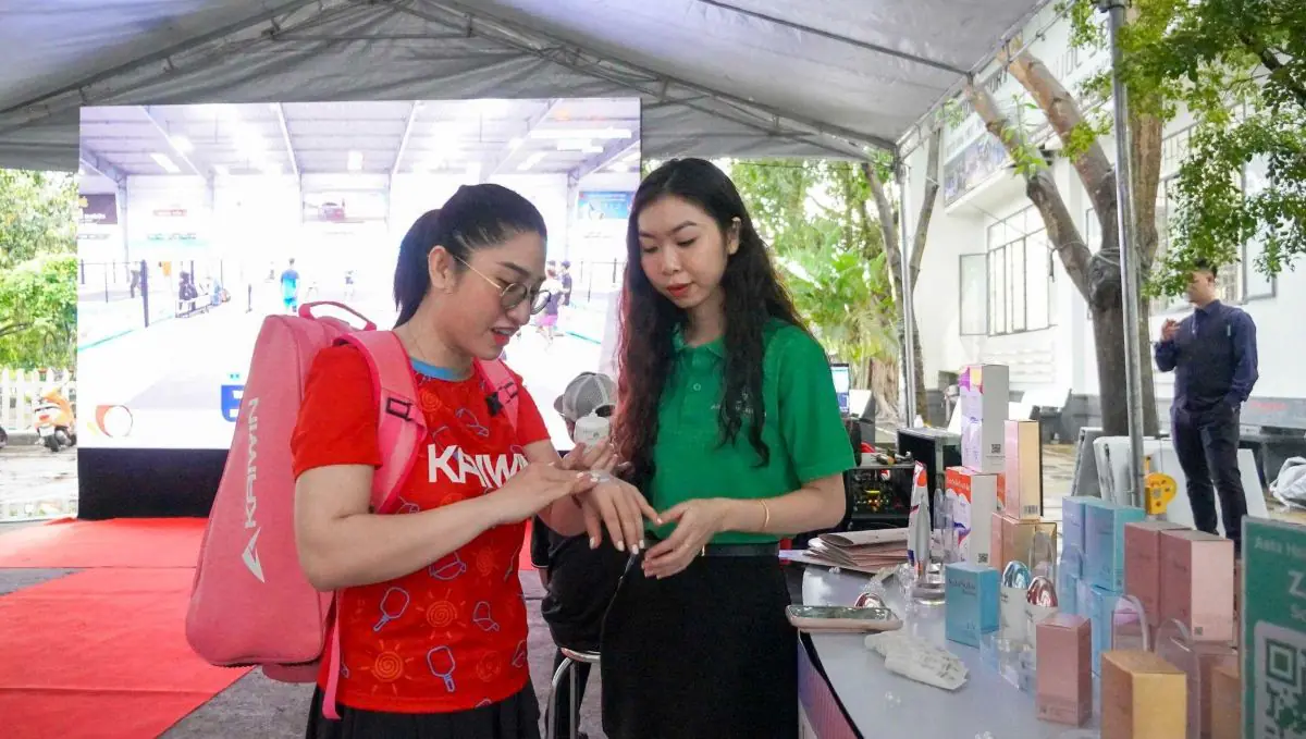 Phu nu hien dai ASTA HEALTHCARE USA pickleball 1 04