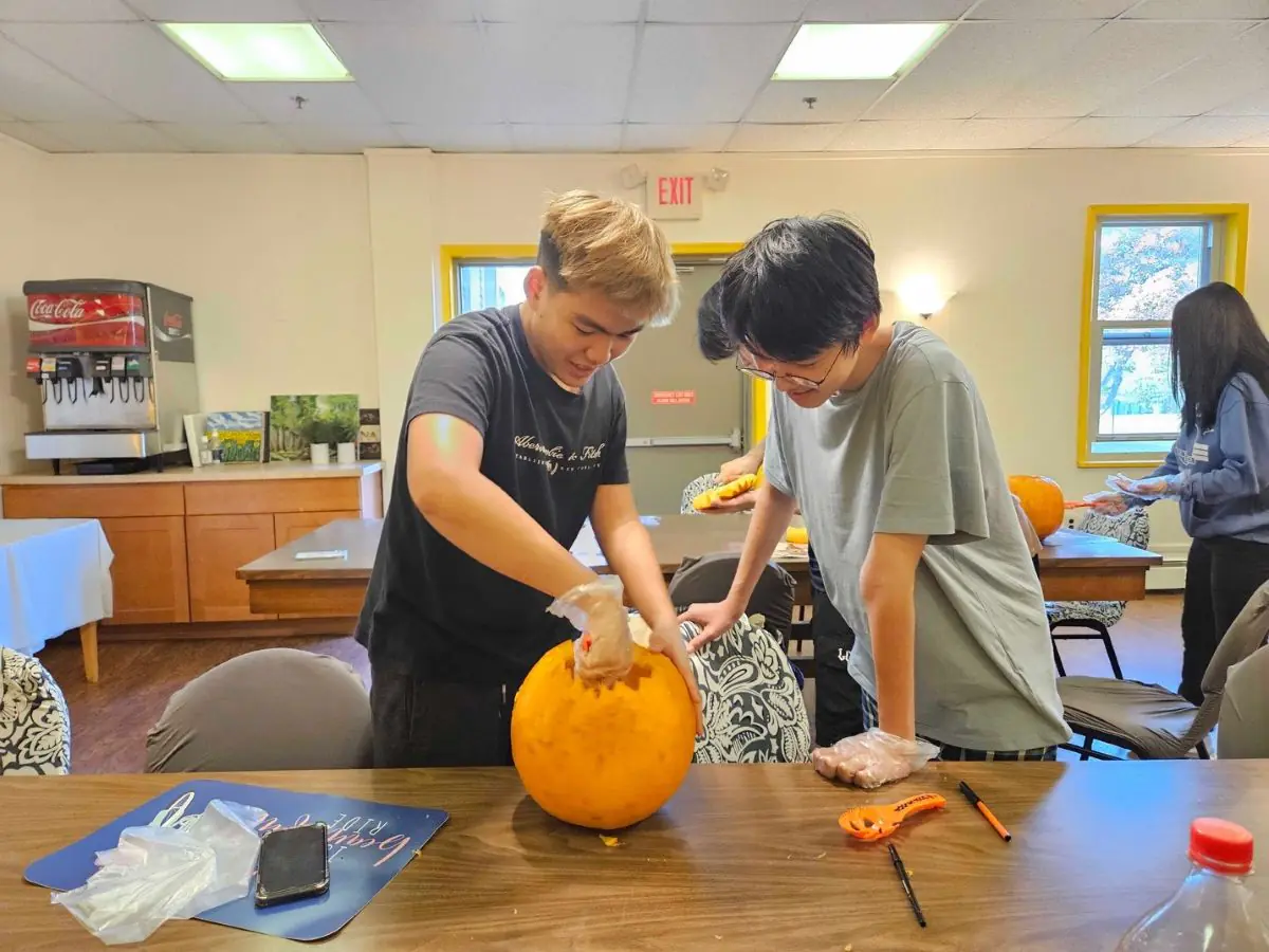 Trường Trung học Công giáo Conwell-Egan Ngôi trường nội trú dẫn đầu về học thuật 7 Phu nu hien dai conwell egan 03