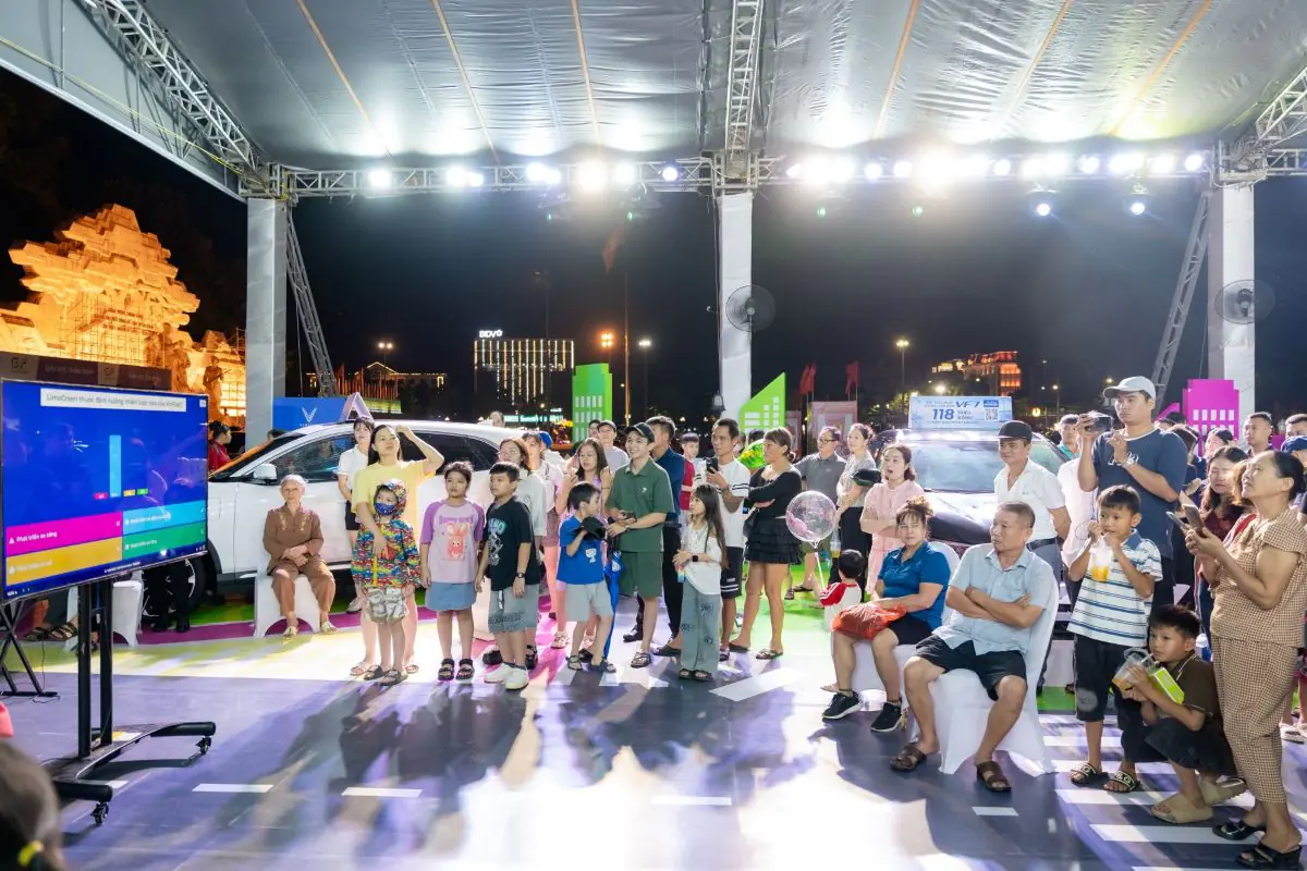 “Ngày hội thu xăng đổi điện” quay trở lại tại 3 miền 12