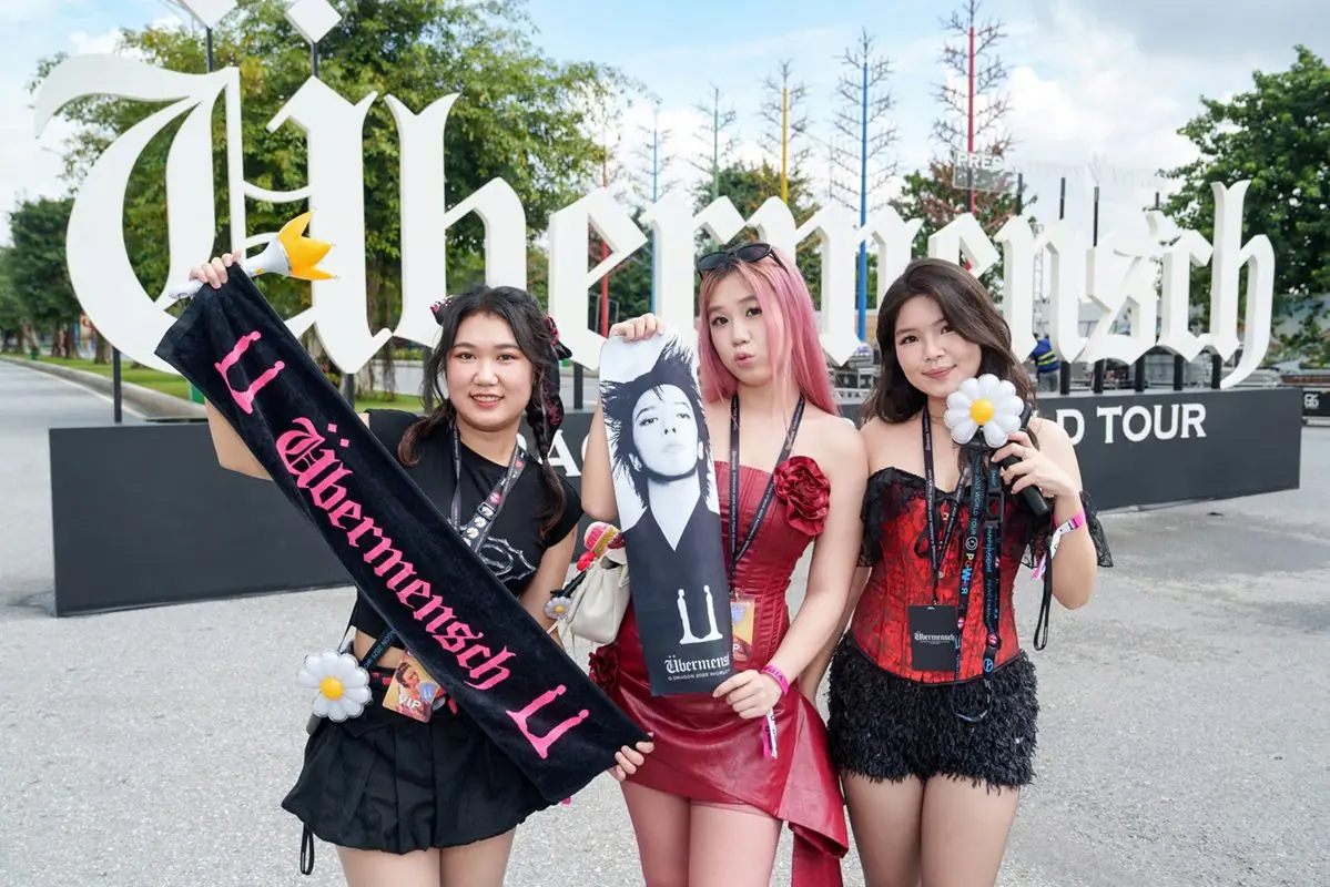 Phu nu hien dai G DRAGON 2025 WORLD TOUR 02