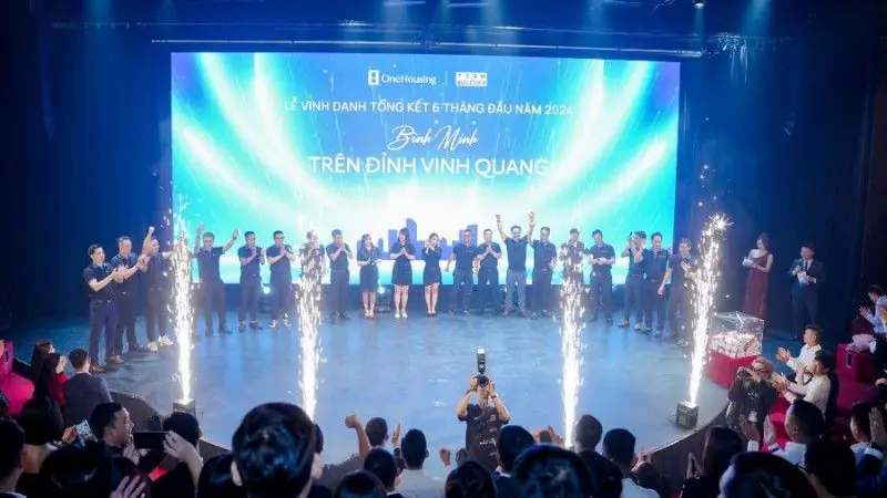 Phu nu hien dai add event 04