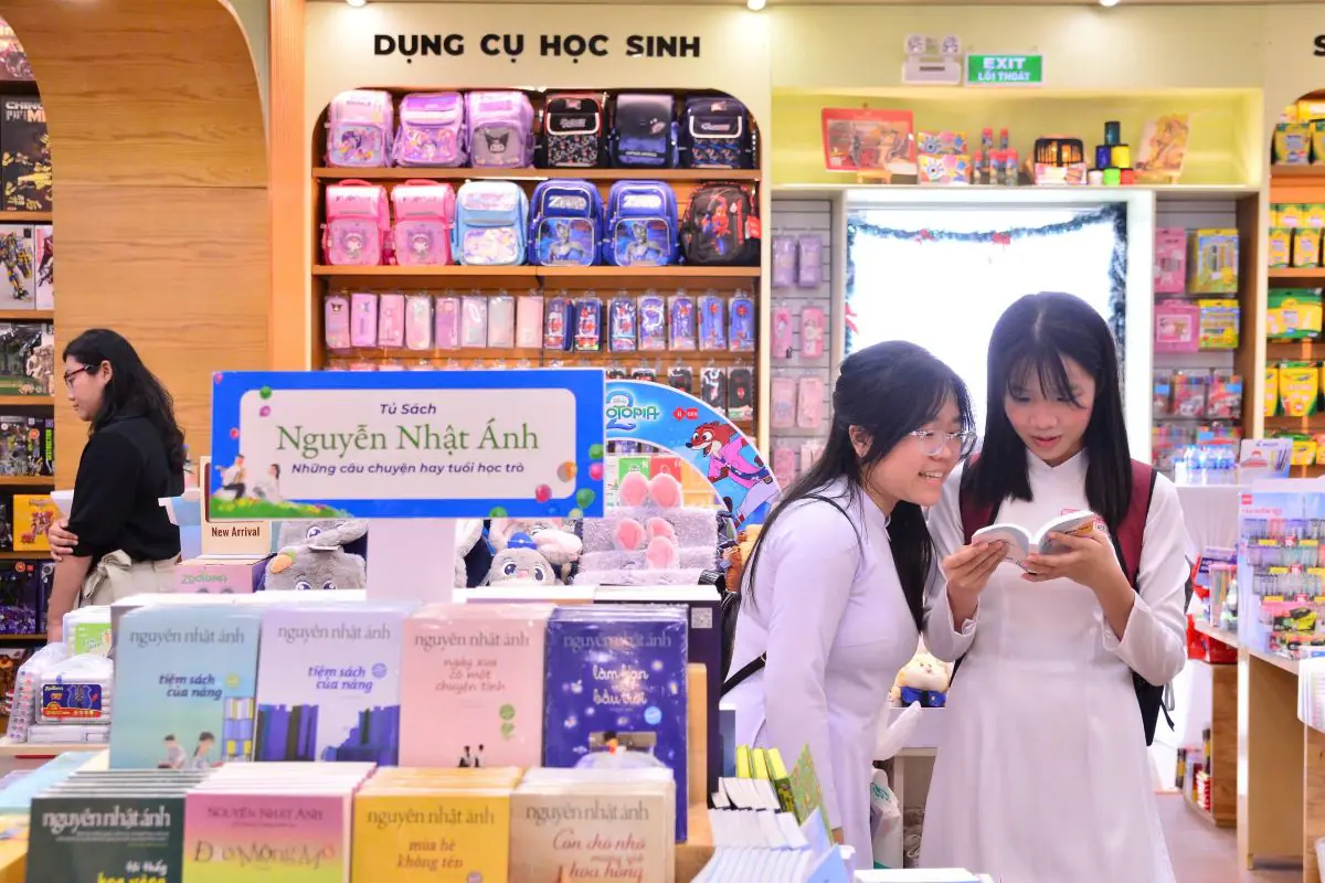 Phu nu hien dai fahasa phan huy ich 05