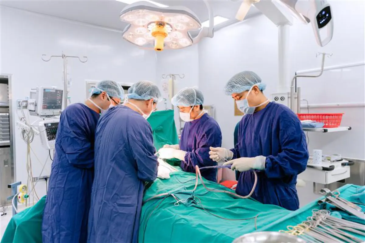 Ca phẫu thuật tụy phức tạp mở ra hướng điều trị mới cho bệnh nhân viêm tụy mạn tại Quảng Ninh 4 Phu nu hien dai vinmec mo tuy 02