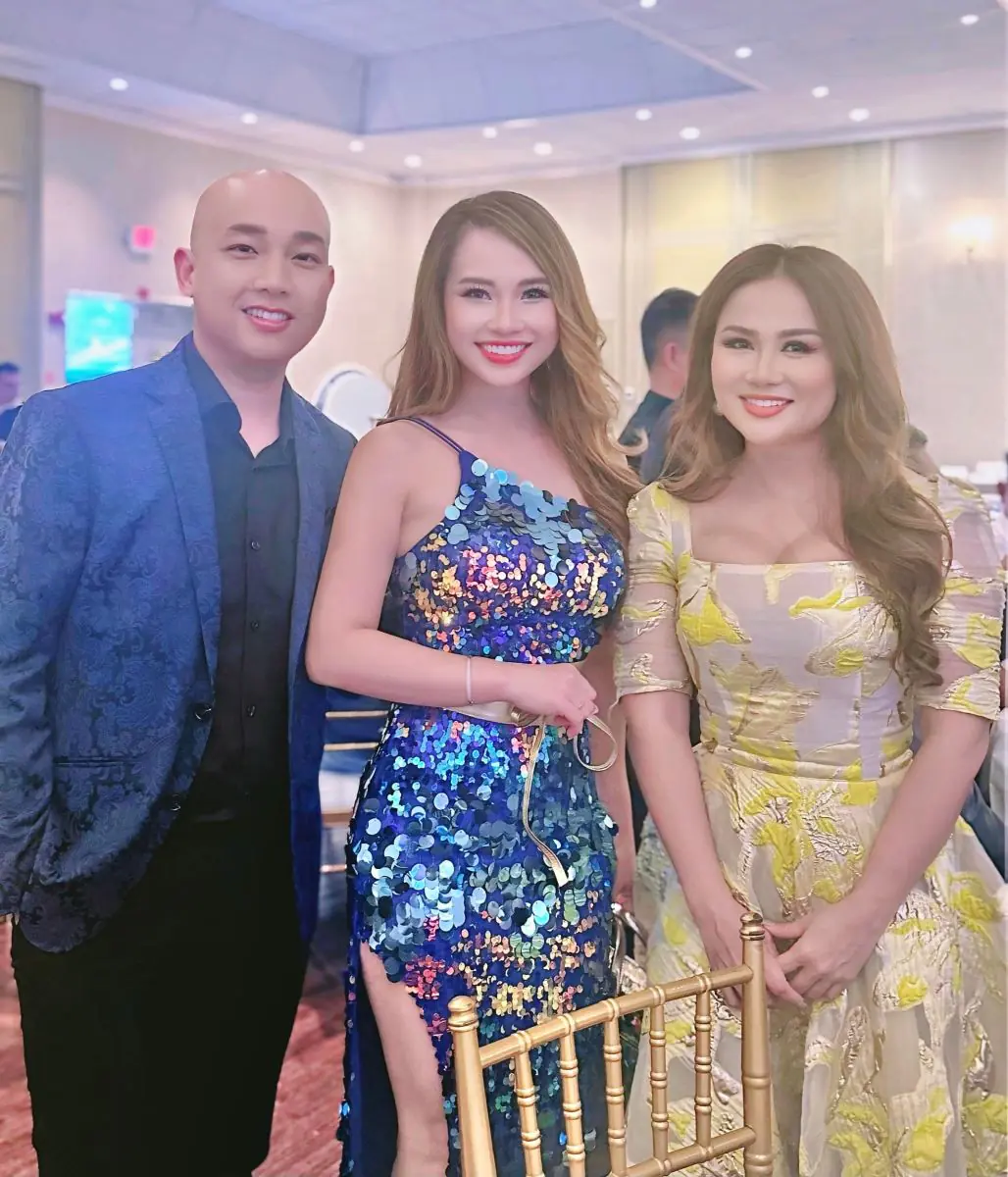 Ca sĩ Lina Nguyễn về thăm quê hương sau những ngày định cư Mỹ 26 Phu nu hien dai lina nguyen 13