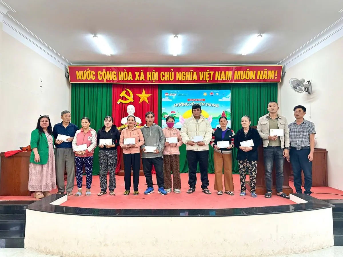 Phu nu hien dai thien nguyen thien tam 02