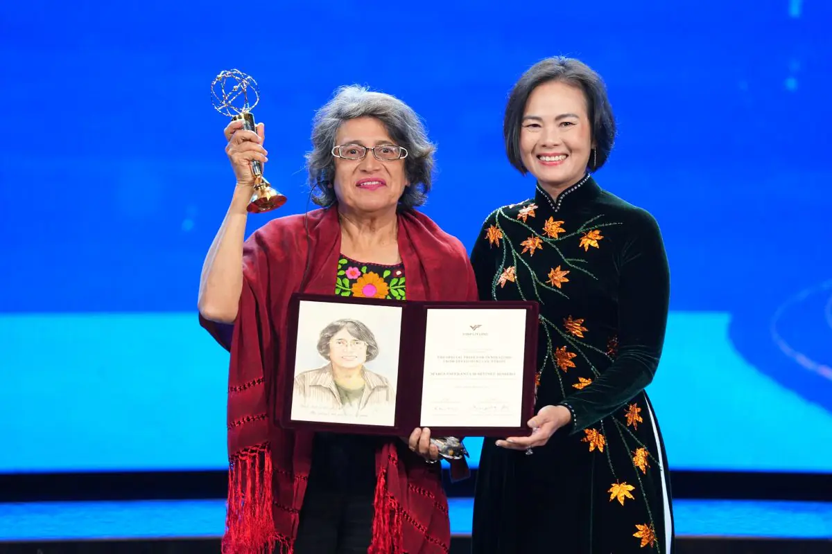 Phu nu hien dai vin future 03