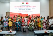 Đại học Văn Lang đón tiếp Thủ tướng Cộng hòa Vanuatu đến thăm trường