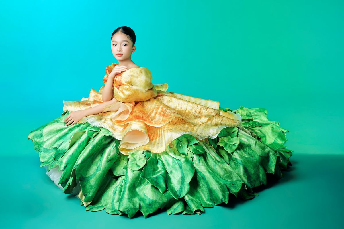 Phu nu hien dai bo thiet ke ky luc nguyen minh cong 13