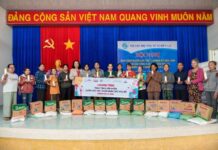 NU SKIN VIỆT NAM TRAO TẶNG 4.500 SẢN PHẨM CHĂM SÓC SỨC KHỎE CHO PHỤ NỮ CÓ HOÀN CẢNH KHÓ KHĂN SAU BÃO LŨ