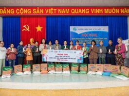 NU SKIN VIỆT NAM TRAO TẶNG 4.500 SẢN PHẨM CHĂM SÓC SỨC KHỎE CHO PHỤ NỮ CÓ HOÀN CẢNH KHÓ KHĂN SAU BÃO LŨ