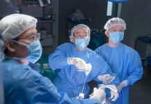 Vinmec cứu sống cụ ông 70 tuổi mắc “ung thư chồng ung thư” Ba lần phẫu thuật cứu cụ ông mắc hai bệnh ung thư