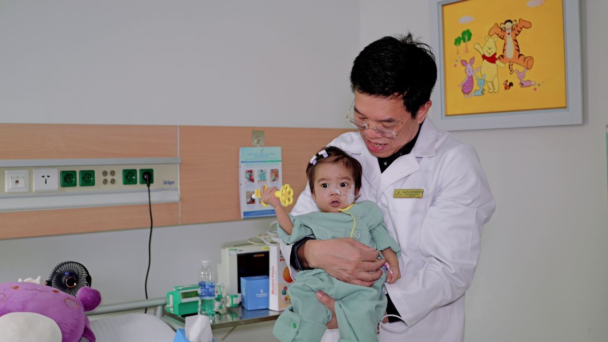 Phu nu hien dai vinmec ky tich ghep gan 04