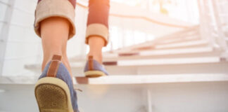 Tại sao leo cầu thang đốt mỡ gấp 3 lần so với đi bộ?